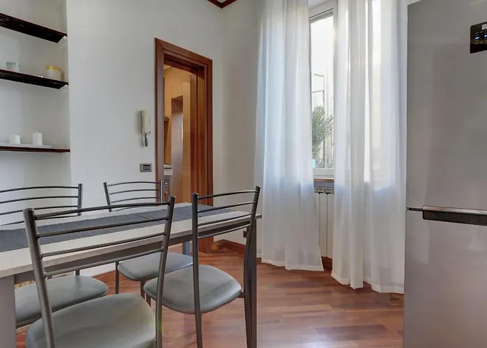 Capo D'africa 48 - And Apartament *